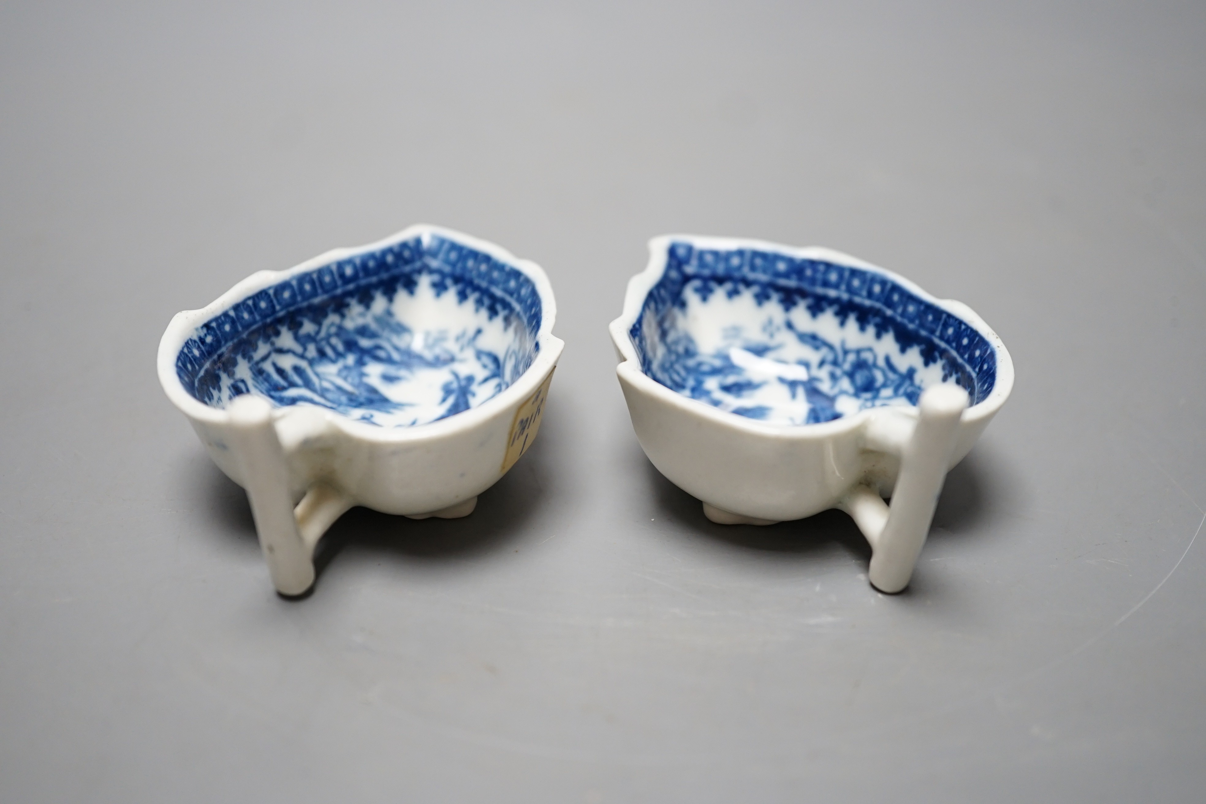 Two Caughley fisherman pattern blue and white pickle leaf dishes, c.1780, one with S mark, 7.5 cm long